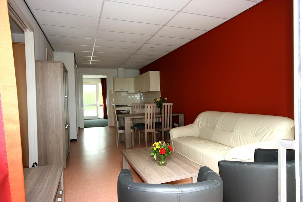 Vakantie-Oord "De Hulsdonken" Bergeijk Habitación foto